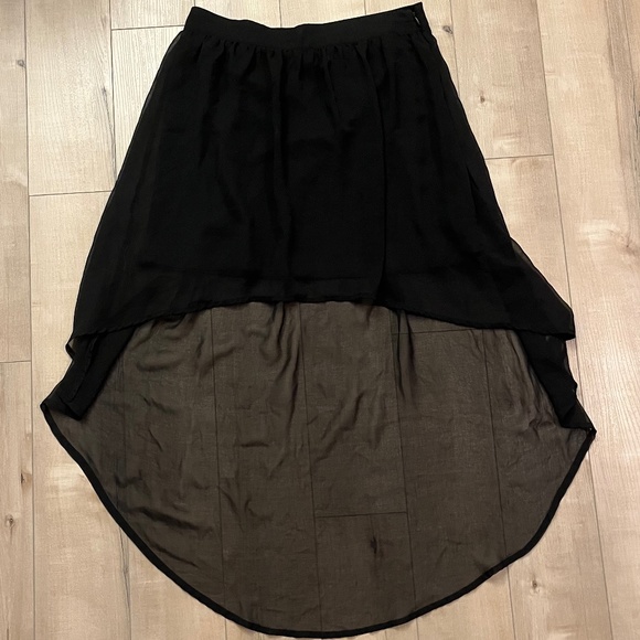 2 for $20 Dynamite Asymmetrical Black Skirt EUC - Picture 1 of 5